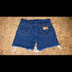 BRAND NEW Wrangler shorts!